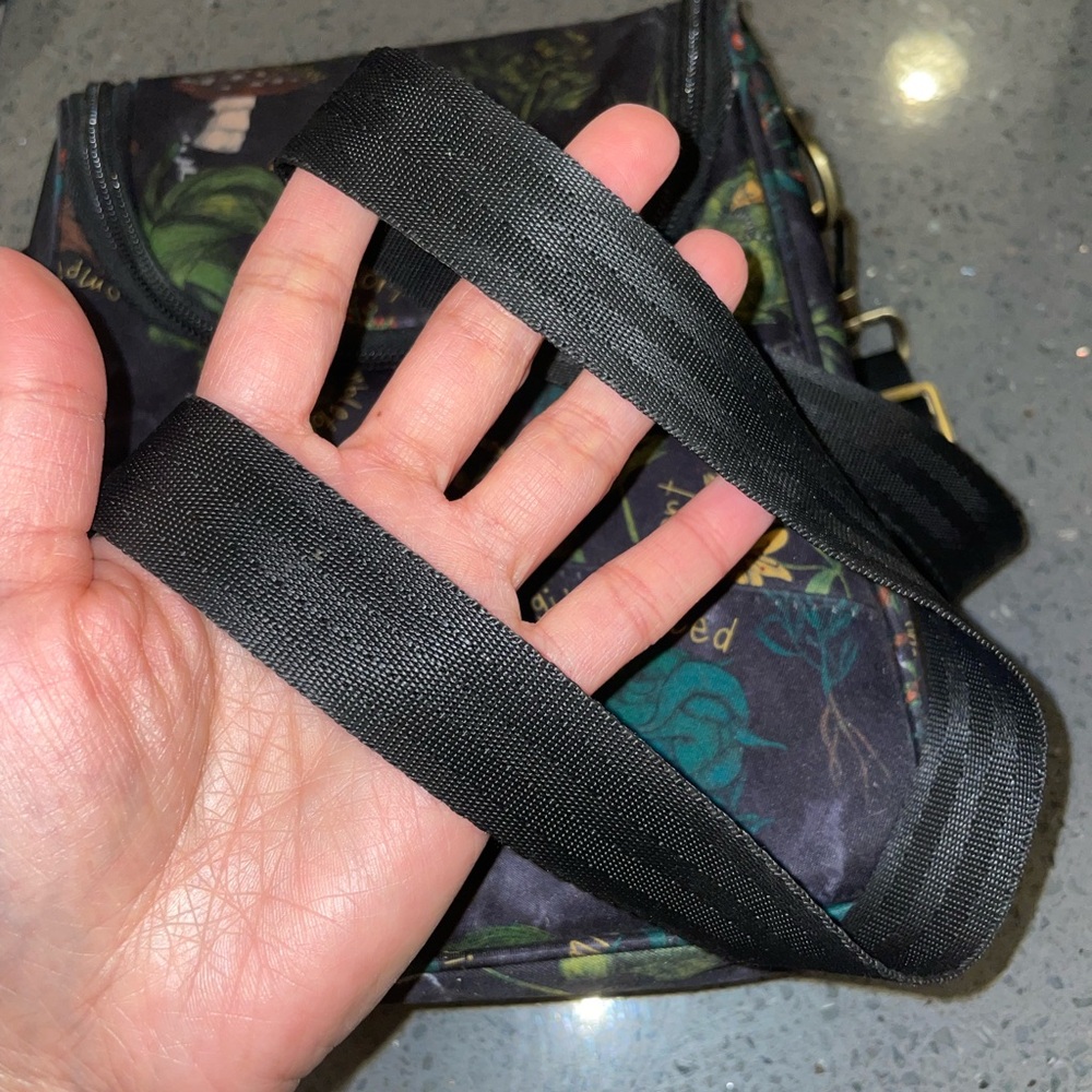Ju-Ju-Be Black and Green Herbology Crossbody Bag - Picture 9 of 16
